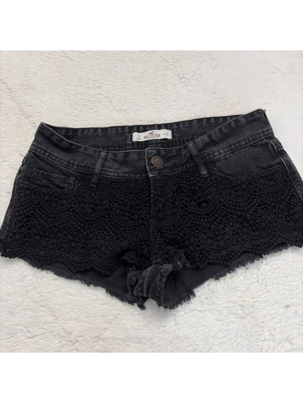 Hollister 3 W 26 Black Crochet Accent Boho Shorts Festival  Black Cut Off